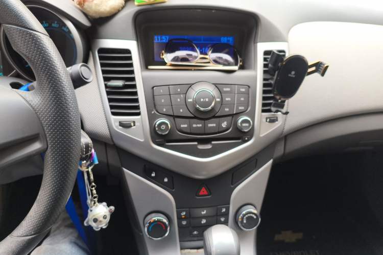 Used Chevrolet Cruze 2013 1.8L SE AT
