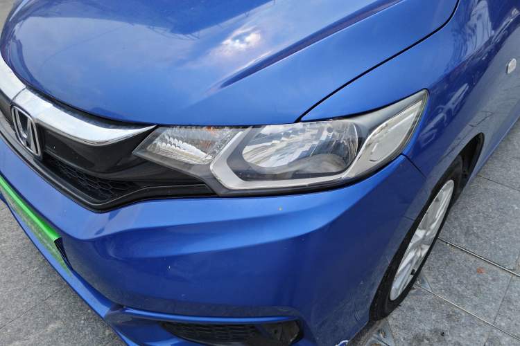 Used Honda Fit 2018 1.5L CVT Comfort Sunroof Version
