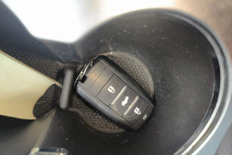 Used CHANGAN CS75 2014 2.0L Manual Leading Model China V Standard
