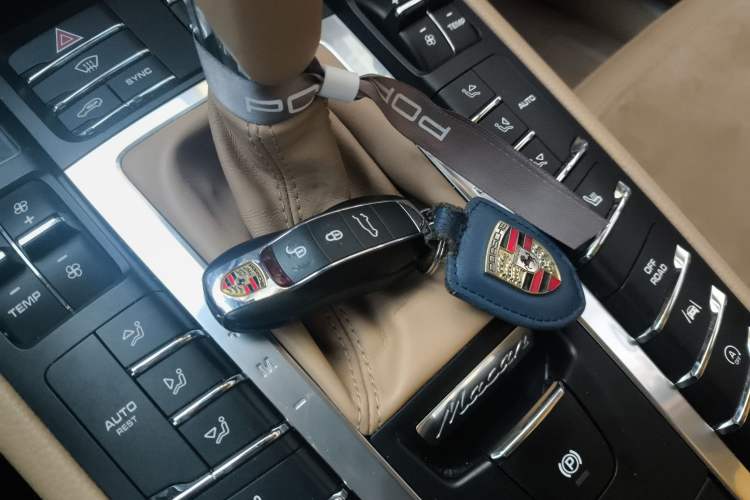 Used Porsche Macan 2017 Macan 2.0T
