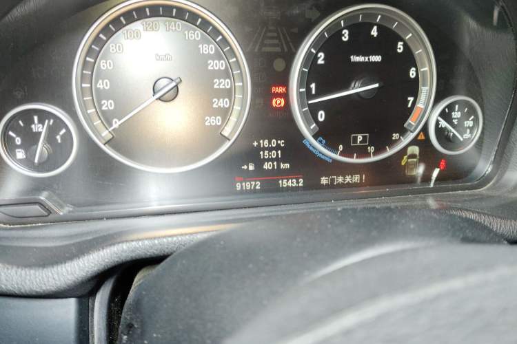 Used BMW X3 2011 xDrive28i Leading Model Odometer Close Up