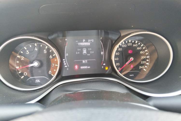 Used Jeep Compass 2017 200T Automatic Enjoyment Version