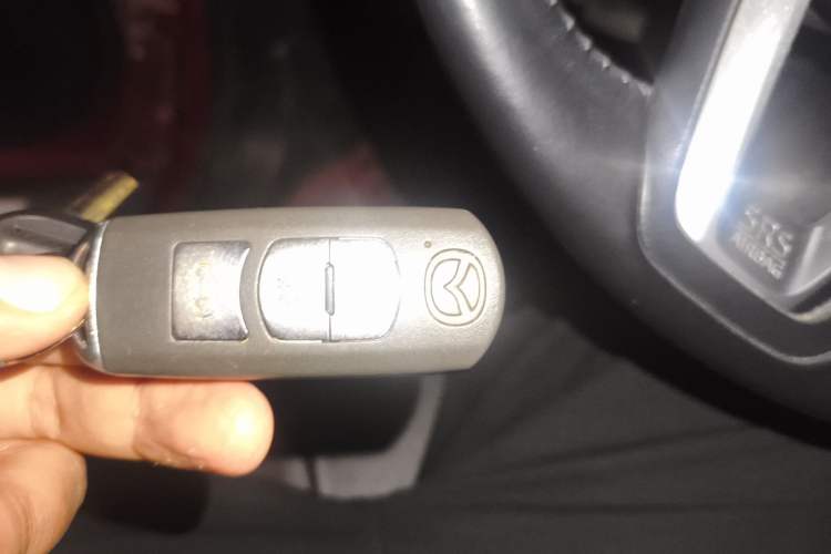 Used Mazda CX-5 2017 2.0L Automatic 2WD Smart Enjoyment Version China V Standard Vehicle Key