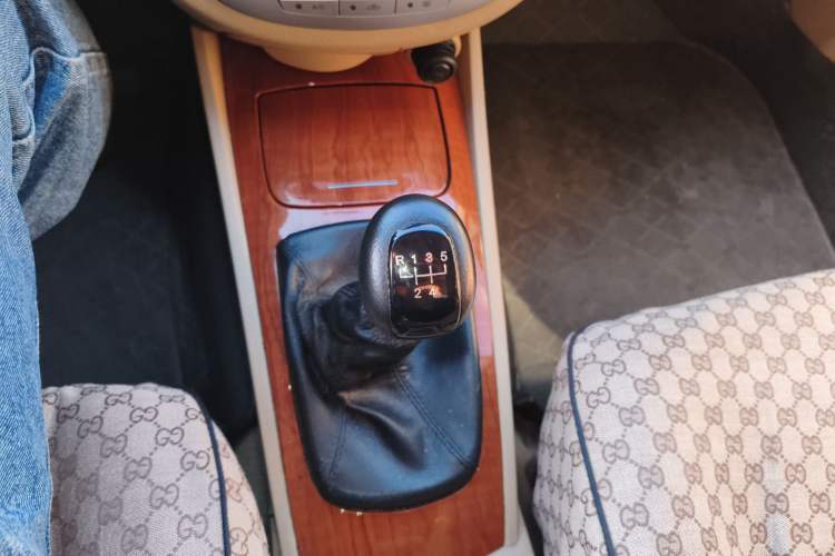 Used Buick Excelle 2013 1.5L Manual Luxury Model