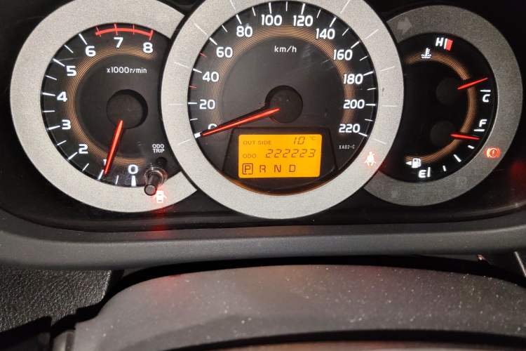 Used Toyota RAV4 2010 2.4L Automatic Deluxe Upgrade Edition