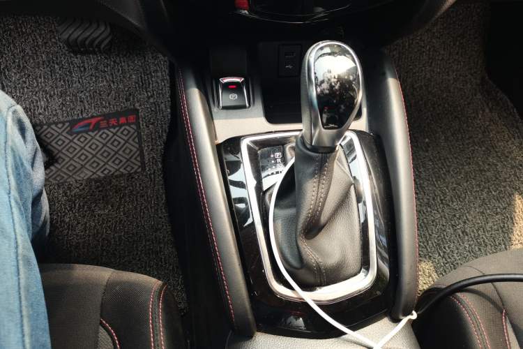 Used Nissan Qashqai 2019 2.0L CVT Smart Enjoyment Version Gear Lever