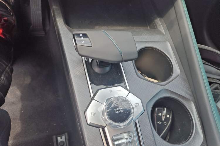 Used CHANGAN NEVO A06 2023 Advanced Model Gear Lever