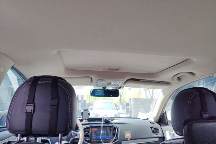 Used Geely Auto Vision X6 2016 1.8L Manual Luxury Model