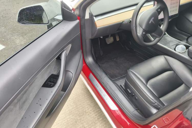 Used Tesla Model 3 2019 Standard Range Rear-Drive Upgraded Version
