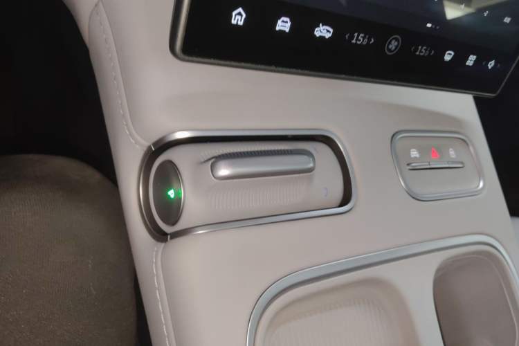 Used Nio EC6 2023 75 kWh