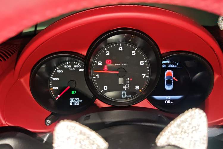 Used Porsche 718 2022 Boxster 2.0T Instrument Cluster