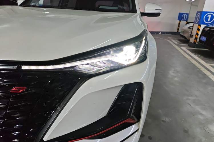 Used CHANGAN CS75 PLUS 2022 Classic Edition 1.5T Automatic Pioneer Model
