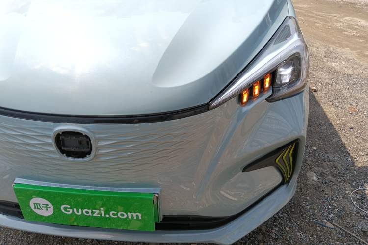 Used Oshan Benni E-Star 2022 Qingxin Edition Colorful Model Lithium Iron Phosphate
