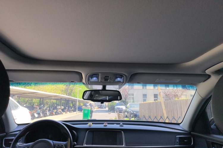 Used Kia K5 New Energy 2018 2.0L ZhiZun Edition
