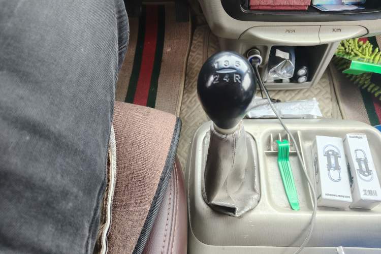 Used JAC Group Refine 2011 2.4L Government Procurement Version Manual Luxury Trim