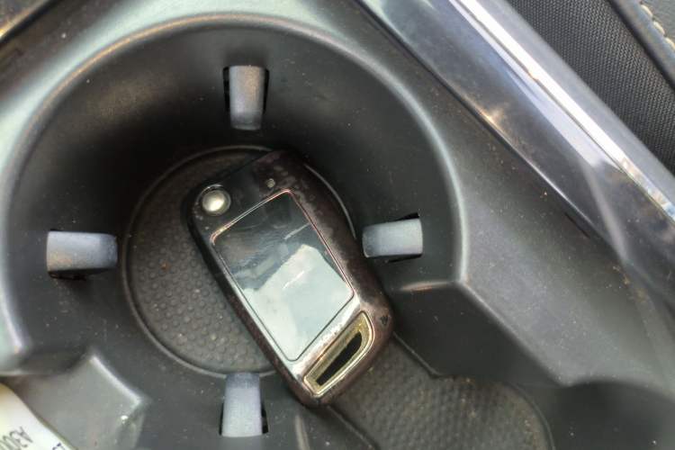 Used Volkswagen Passat 2017 330TSI DSG Luxury Edition Vehicle Key