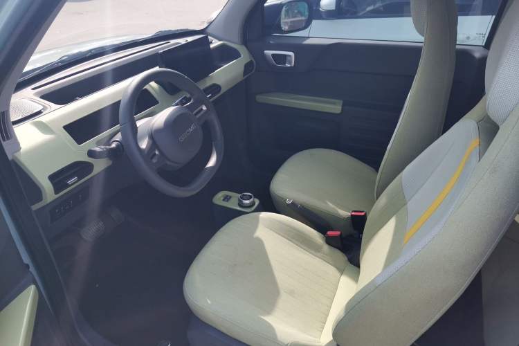 Used Geely Galaxy Panda 2024 Panda Mini 200km Endurance Bear
