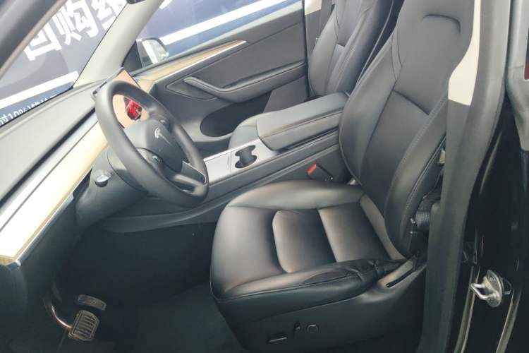 Used Tesla Model Y 2022 Rear-Wheel-Drive Version
