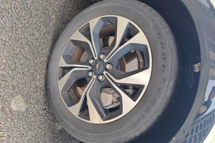 Used Ford Mustang Mach-E 2021 AION Y Plus Rear-Drive Luxury Edition (Long Range) Right Front Wheel Hub