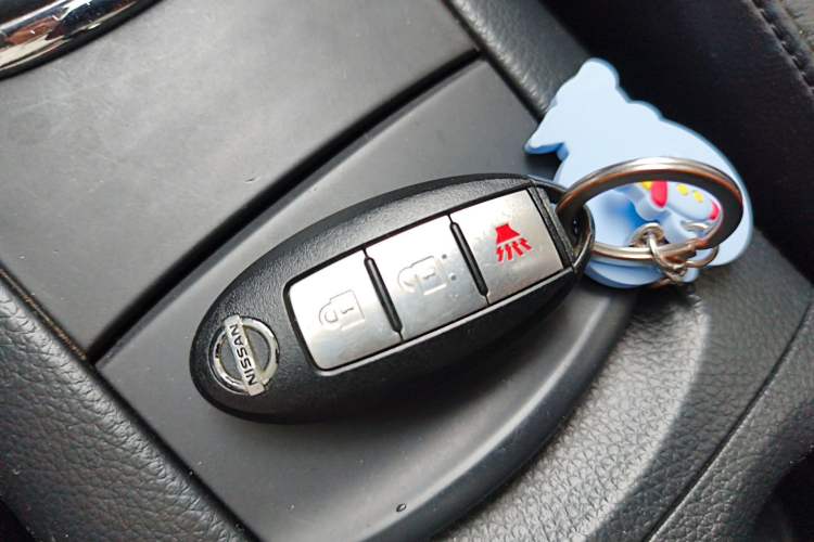 Used Nissan Tiida 2013 1.6L CVT Cool Cafe Edition Vehicle Key