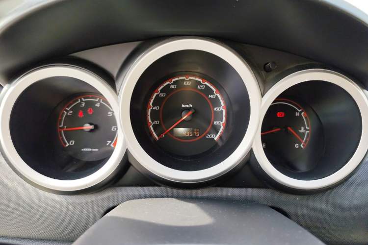 Used CHANGAN CX20 2014 1.4L Manual Sport Edition China V Standard