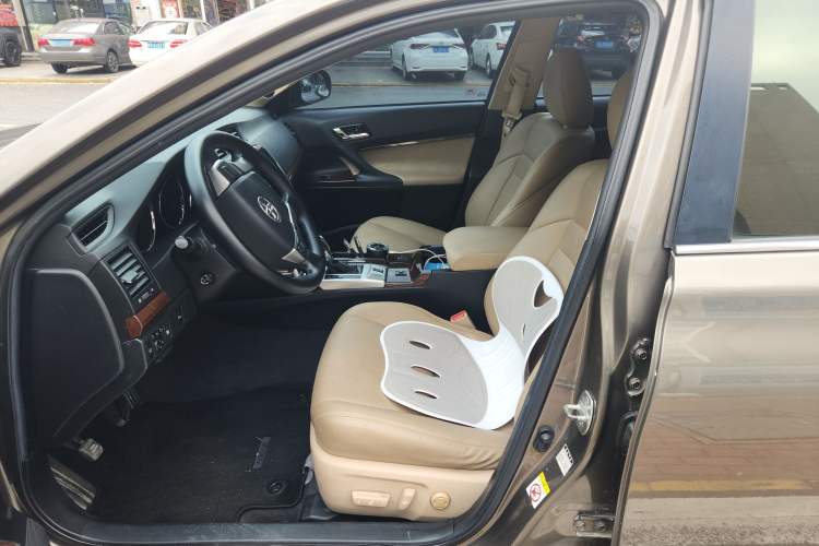Used Toyota Reiz 2013 2.5S Elite Edition Left Front Seat