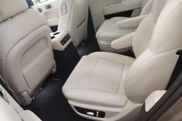 Used Li Auto L9 2024 Ultra Model Interior 4