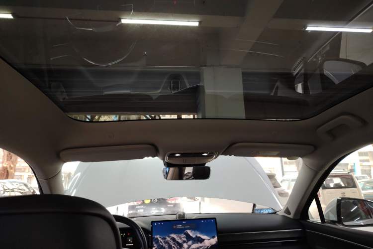 Used Hima AITO M5 2022 Range-Extended Rear-Drive Standard Version Headliner