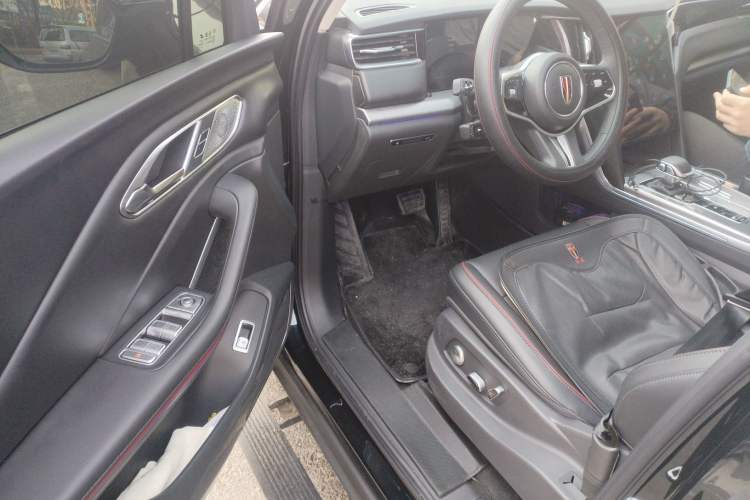 Used Hongqi HS7 PHEV 2025 Model 2.0T PHEV Four-Wheel Drive 2 Million Units Commemorative Edition 6-Seater