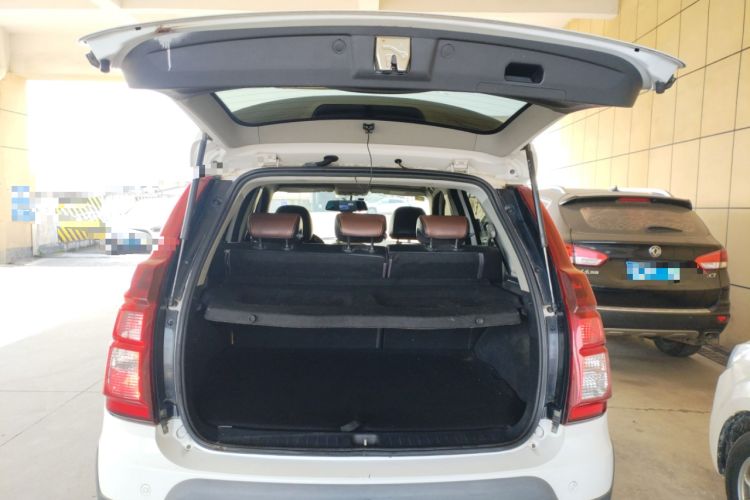 Used FORTHING Joyear X5 2016 1.6L Manual Luxury Edition
