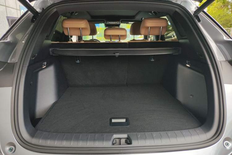 Used BYD Song L DM-i 2024 112 km Beyond Edition