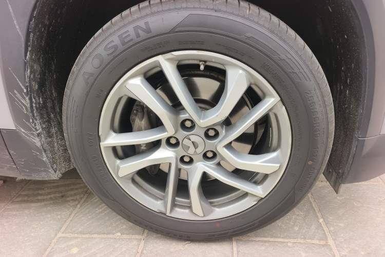 Used Nio ES6 2020 455KM Sport Edition Right Front Wheel Hub