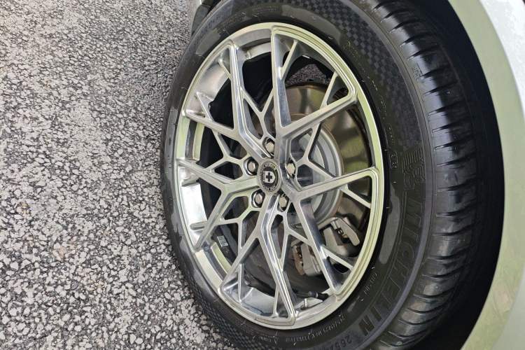 Used Li Auto L9 2022 Max model
