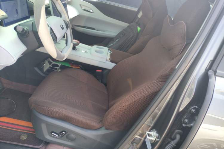 Used CHANGAN UNI-Z New Energy 2024 Blue Whale Smart Electric iDD 125km Leading Model Left Front Seat