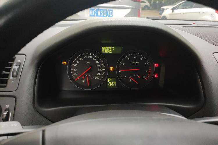 Used Volvo C30 2010 2.0 Zhiya Edition Instrument Cluster