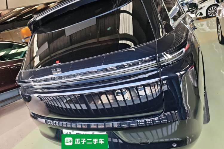 Used Li Auto L8 2023 Pro Model
