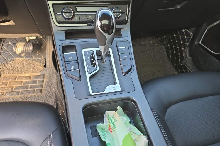 Used Geely Auto Emgrand GL 2021 UP 1.4T CVT Leading Edition