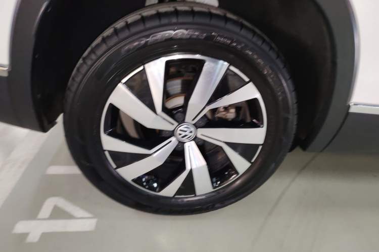 Used Volkswagen Tayron 2022 330TSI Two-Wheel Drive Luxury Smart Connectivity Version Exterior 5