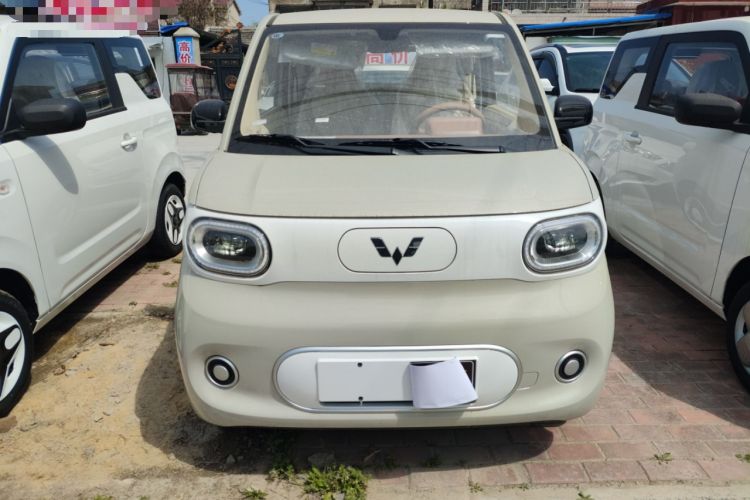 Used Wuling Hongguang MINIEV 2024 3rd Generation 215km Youth Edition Front