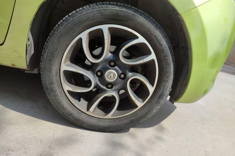 Used CHANGAN Benni 2015 1.4L Manual Luxury Model China V Standard
