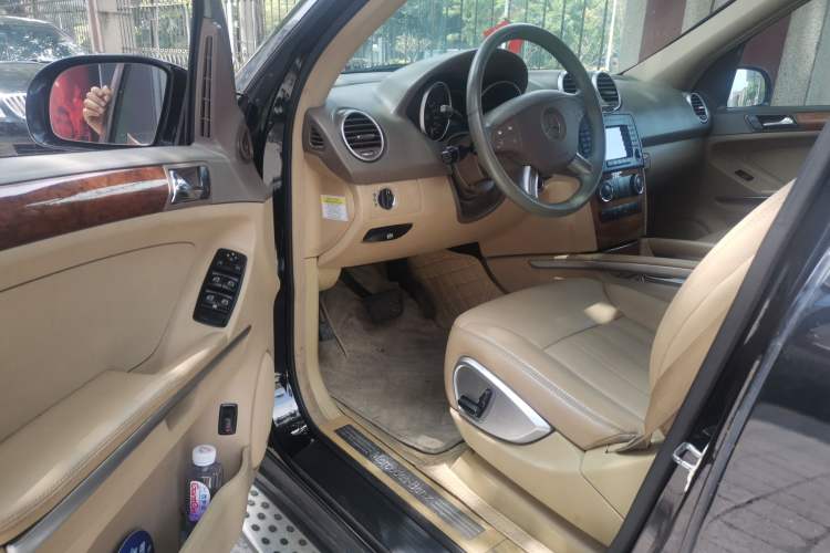 Used Mercedes-Benz M-Class 