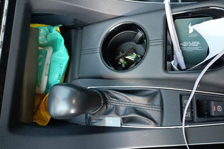 Used Toyota Avalon 2019 2.0L Luxury Edition China VI Standard