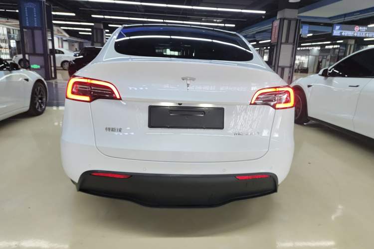 Used Tesla Model Y 2022 Rear-Wheel-Drive Version
