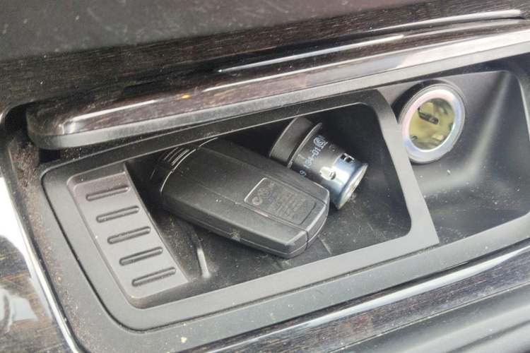 Used BMW 3 Series 2011 335i Convertible Coupe
