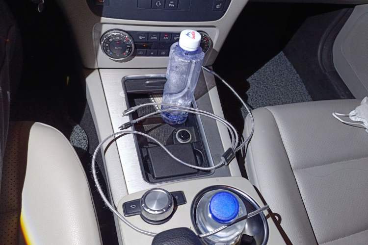 Used Mercedes-Benz GLK-Class 2013 GLK 300 4MATIC Dynamic Sunroof Model