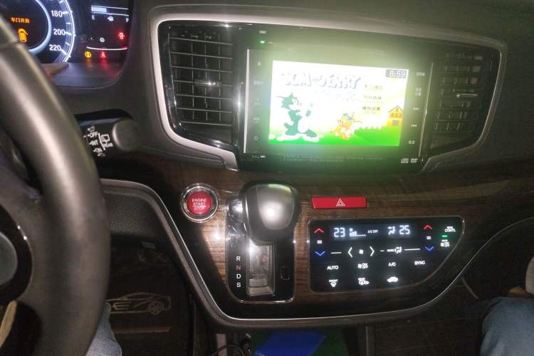 Used Honda Odyssey 2017 2.4L Supreme Edition