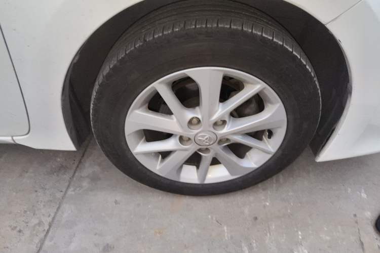 Used Toyota Corolla 2014 1.6L CVT GLX-i