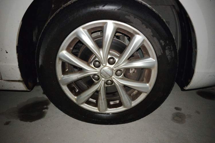 Used Roewe i5 2019 1.5L Manual 4G Connected Langyue Edition
