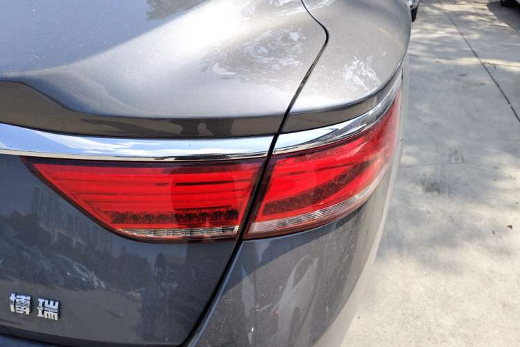 Used Geely Auto Emgrand GT 2020 Revised 1.8T Navigation Edition