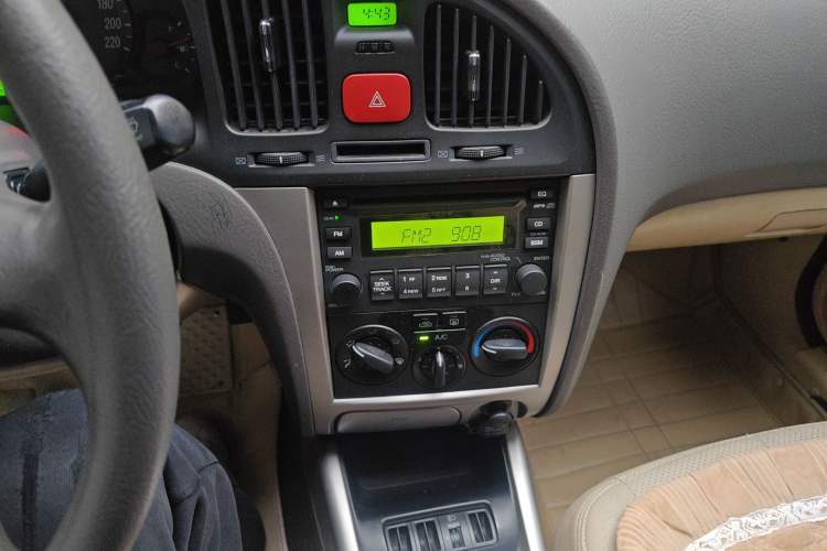 Used Hyundai Elantra 2011 1.6L Manual Comfort Version